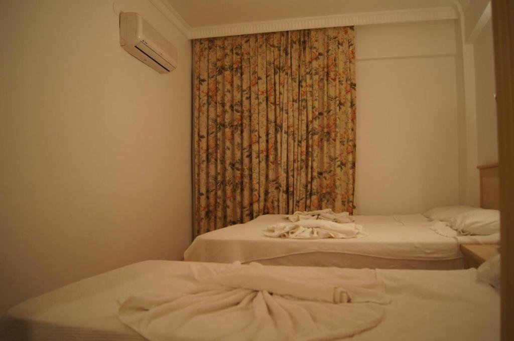 George & Dragon Beach Hotel Marmaris Rum bild
