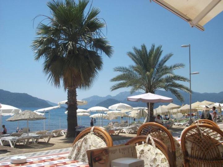 George & Dragon Beach Hotel Marmaris Rum bild
